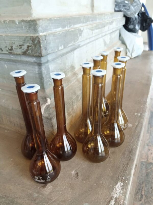 Volumetric flask 250ml
